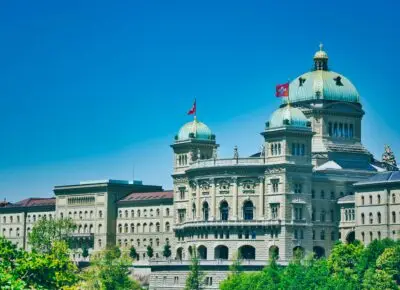 stalking straftatbestand schweiz, Bundeshaus in Bern als Symbol für die neue Rechtslage